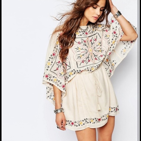 Free People Dresses & Skirts - Gorgeous Free People Embroidered Dress!